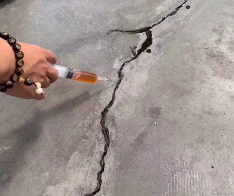 固安混凝土裂缝修补技术详解​